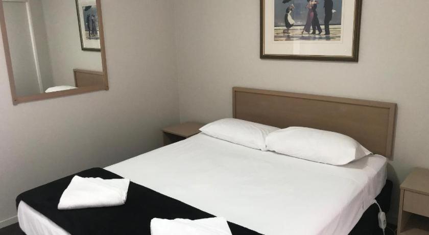 Motel 80 Оукланд Екстериор снимка