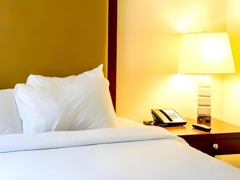 Motel 80 Оукланд Екстериор снимка