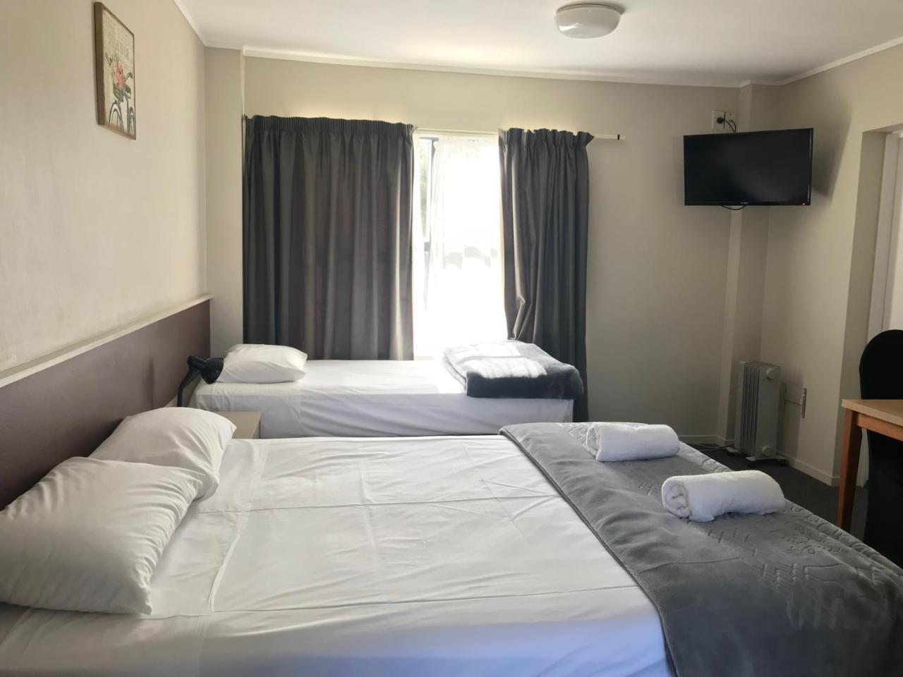Motel 80 Оукланд Екстериор снимка