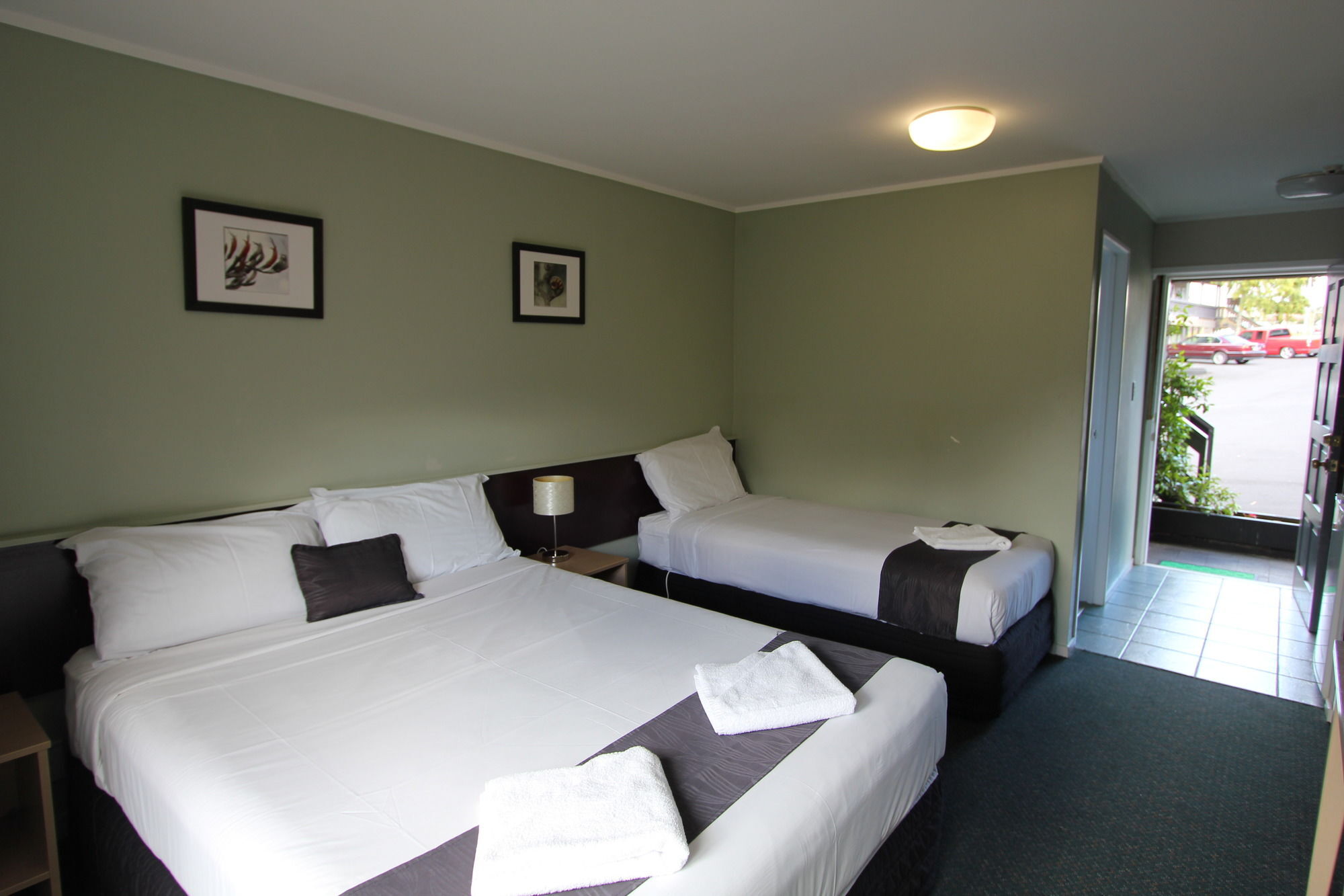 Motel 80 Оукланд Екстериор снимка