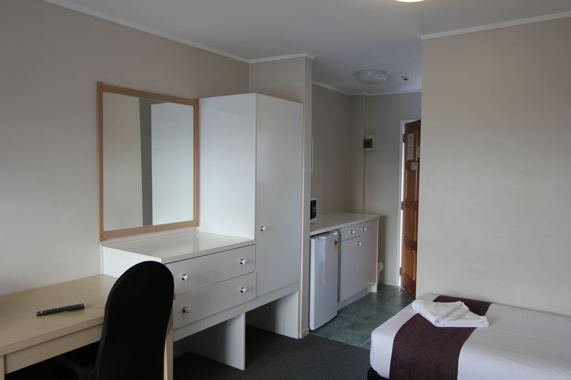 Motel 80 Оукланд Екстериор снимка